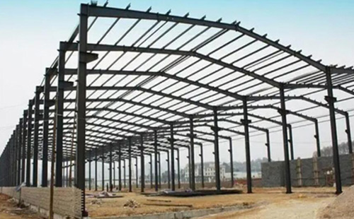 如何维护钢结构厂房在中后期的应用也非常重要