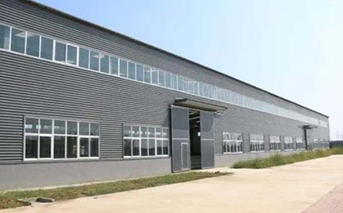 提升钢结构外观质量，确保墙面粉刷完美无瑕