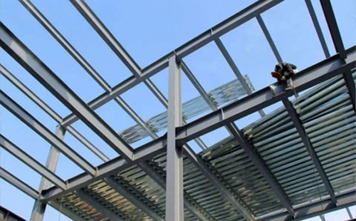 钢结构加工中的切割与钻孔精度控制要点 钢结构加工中的切割与钻孔精度控制要点