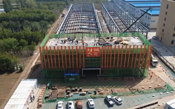 钢结构安装如何确保精度与施工安全？