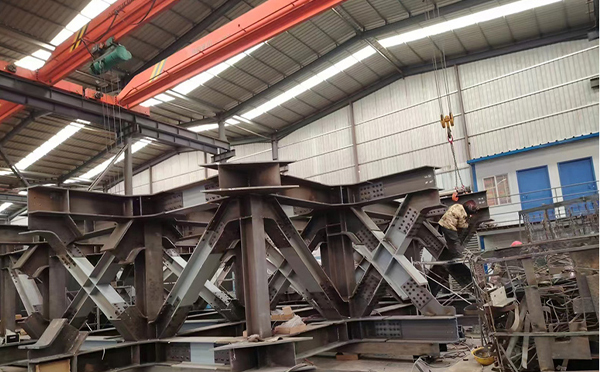 绿色建造新趋势：钢结构工程在甘肃基础设施建设中的实践与前景